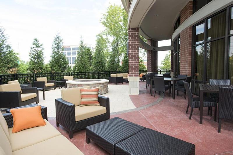 Courtyard By Marriott Cincinnati Midtown/Rookwood Exterior foto