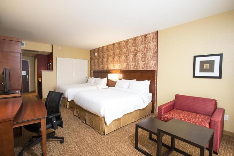 Courtyard By Marriott Cincinnati Midtown/Rookwood Exterior foto