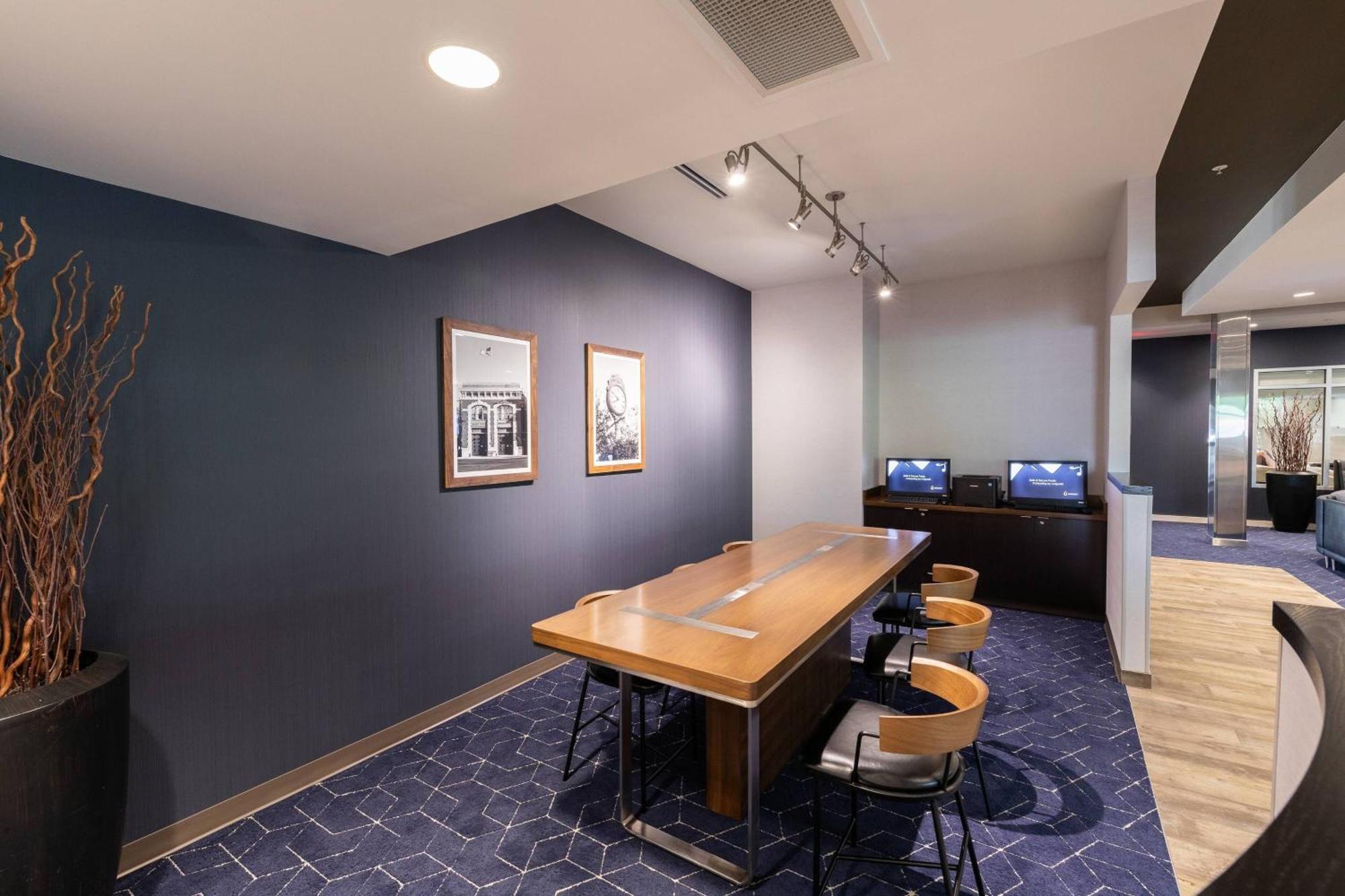 Courtyard By Marriott Cincinnati Midtown/Rookwood Exterior foto