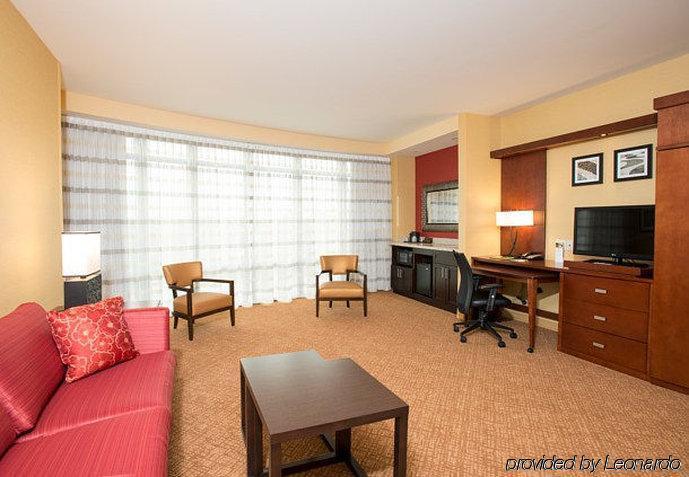 Courtyard By Marriott Cincinnati Midtown/Rookwood Exterior foto