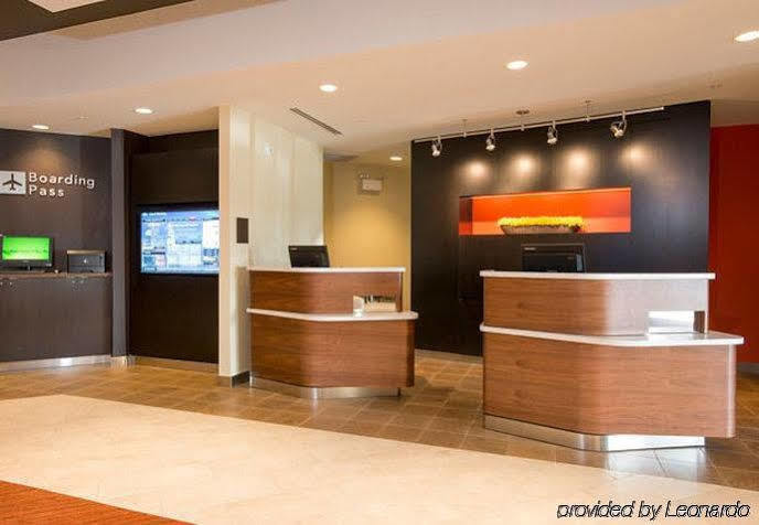 Courtyard By Marriott Cincinnati Midtown/Rookwood Exterior foto