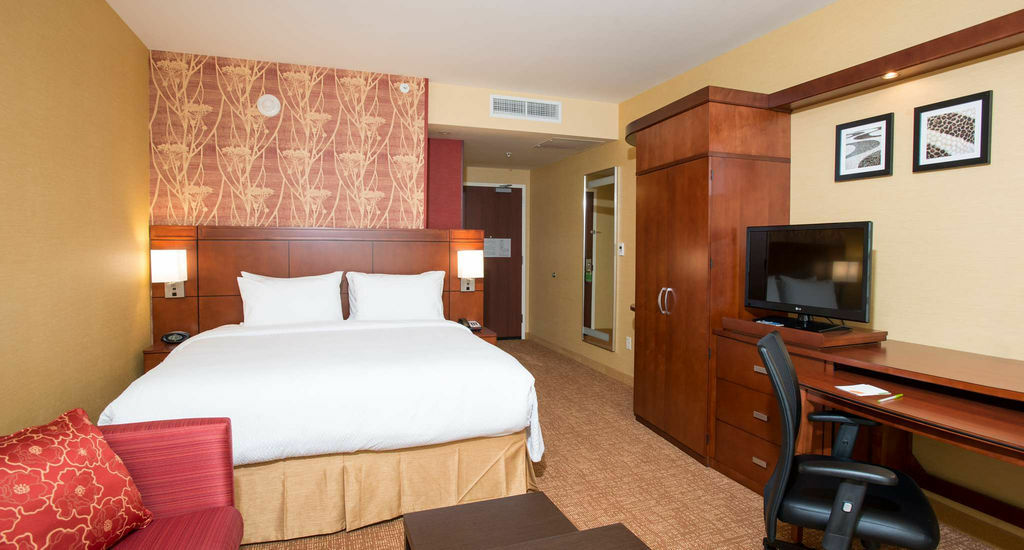Courtyard By Marriott Cincinnati Midtown/Rookwood Exterior foto